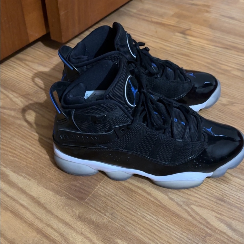 Men Jordan 6 rings space jam edition
